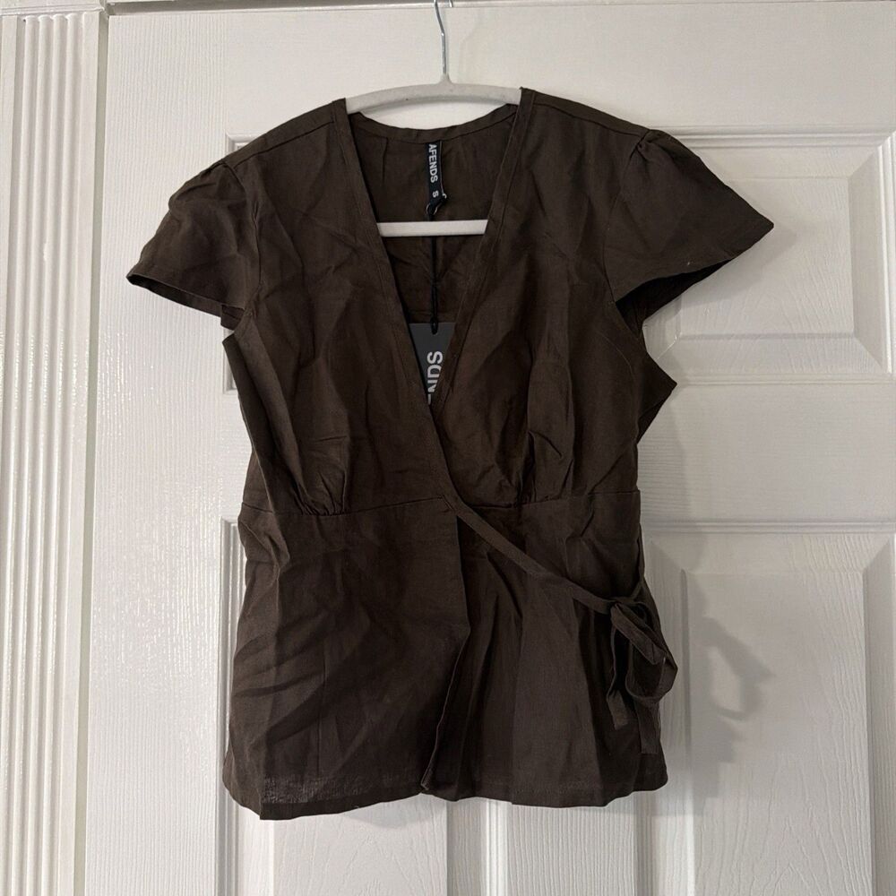 Afends EVANS - COFFEE WRAP TOP S